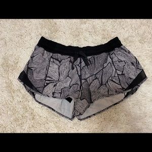 Lululemon shorts!
